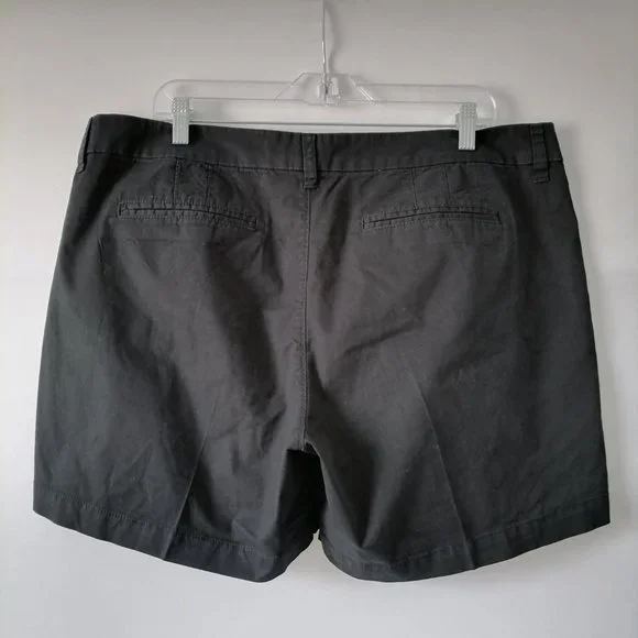 Old Navy Womens Black High Rise Flat Front Regular Fit Chino Shorts Size 16 - Picture 4 of 6